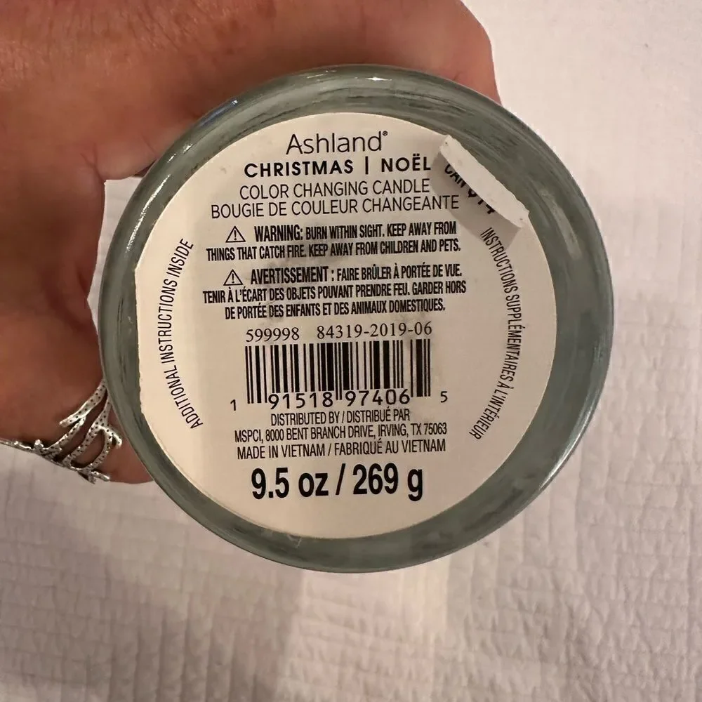 Candle Beautiful Winter Holiday 9.5 oz. Silver Deer in Forest